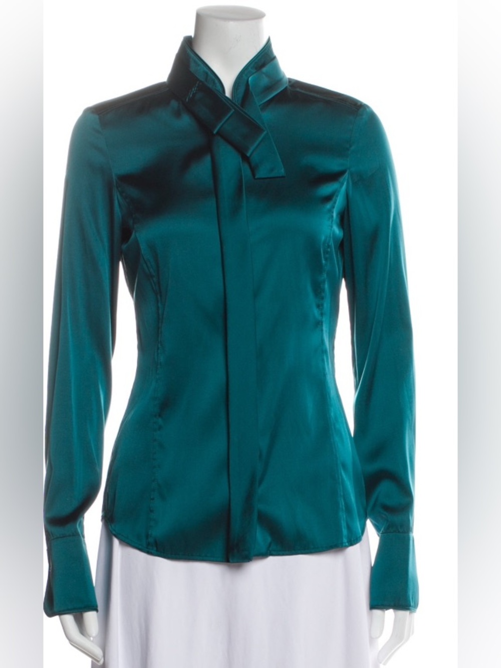 Gucci Silk Button up Blouse. 
Size 40(IT)/4(US)/Small